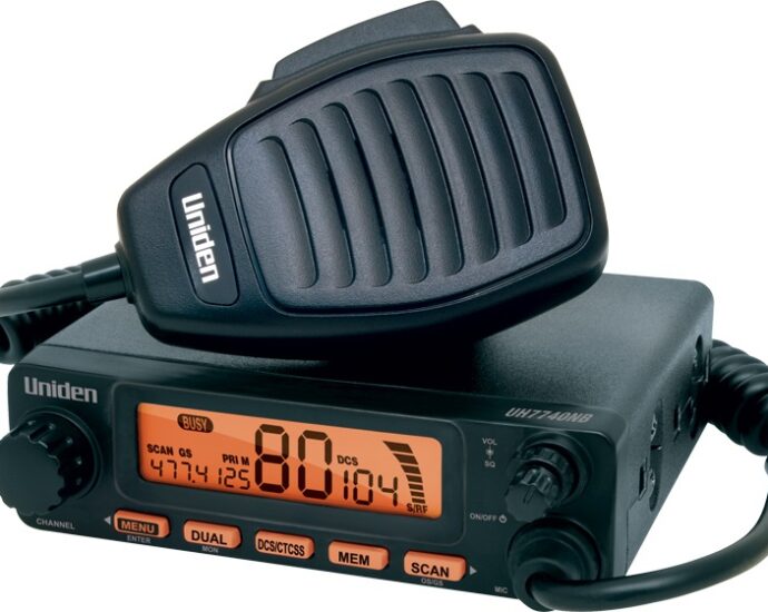 Radio UNIDEN para Banda Ciudadana en UHF