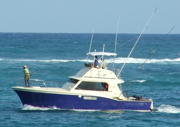 Muchas embarcaciones de pesca y recreo siguen teniendo a bordo una radio de CB.