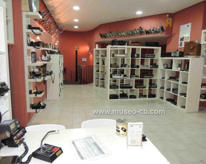 Museo CB cambia el material de su exposición permanente.