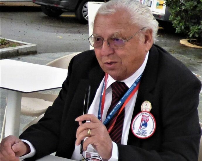 Tonton12 (André), presidente de la Federación Francesa de la CB Libre.