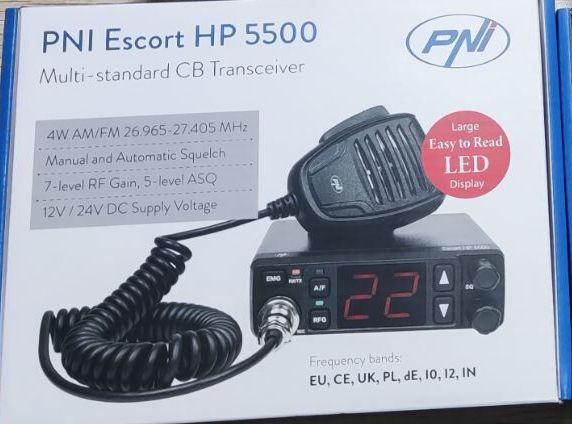 Transceptor móvil PNI Escort HP 5500