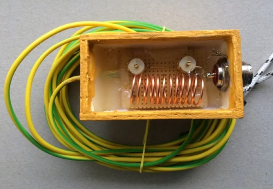 Antena de media onda para CB alimentada por el extremo.