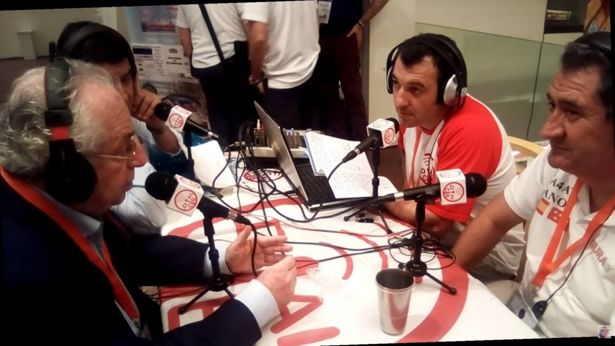 Albert Beltrana, entrevistado por Eugenio Fernández Albert Beltrana, entrevistado por Eugenio Fernández