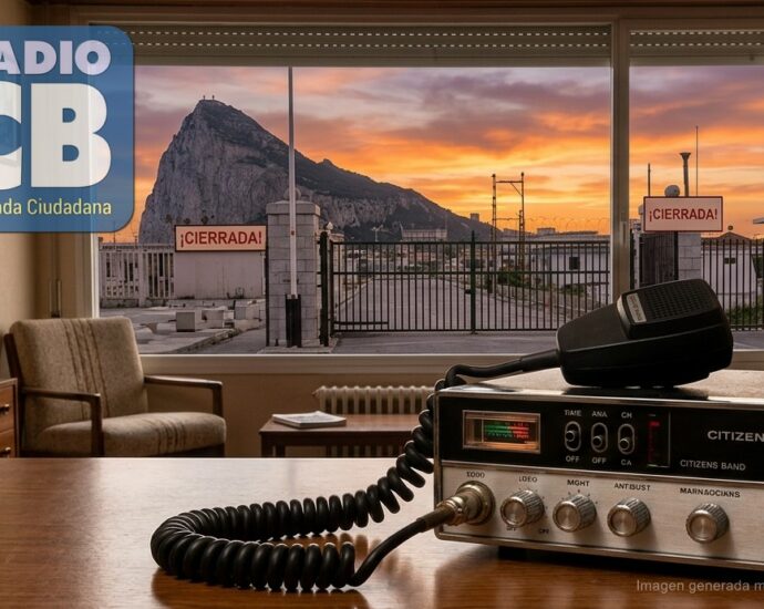 Hace 50 años, la radio en Banda Ciudadana desafió y burló la Verja que hoy cae para siempre