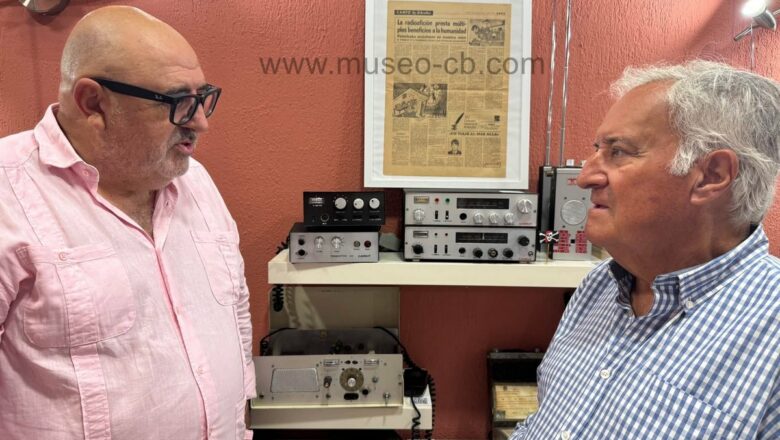 La familia Latamendía, Carkit, visita el Museo de la CB de San Roque